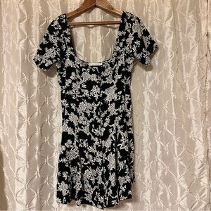 Flynn Skye Black Floral Button Front Mini Dress